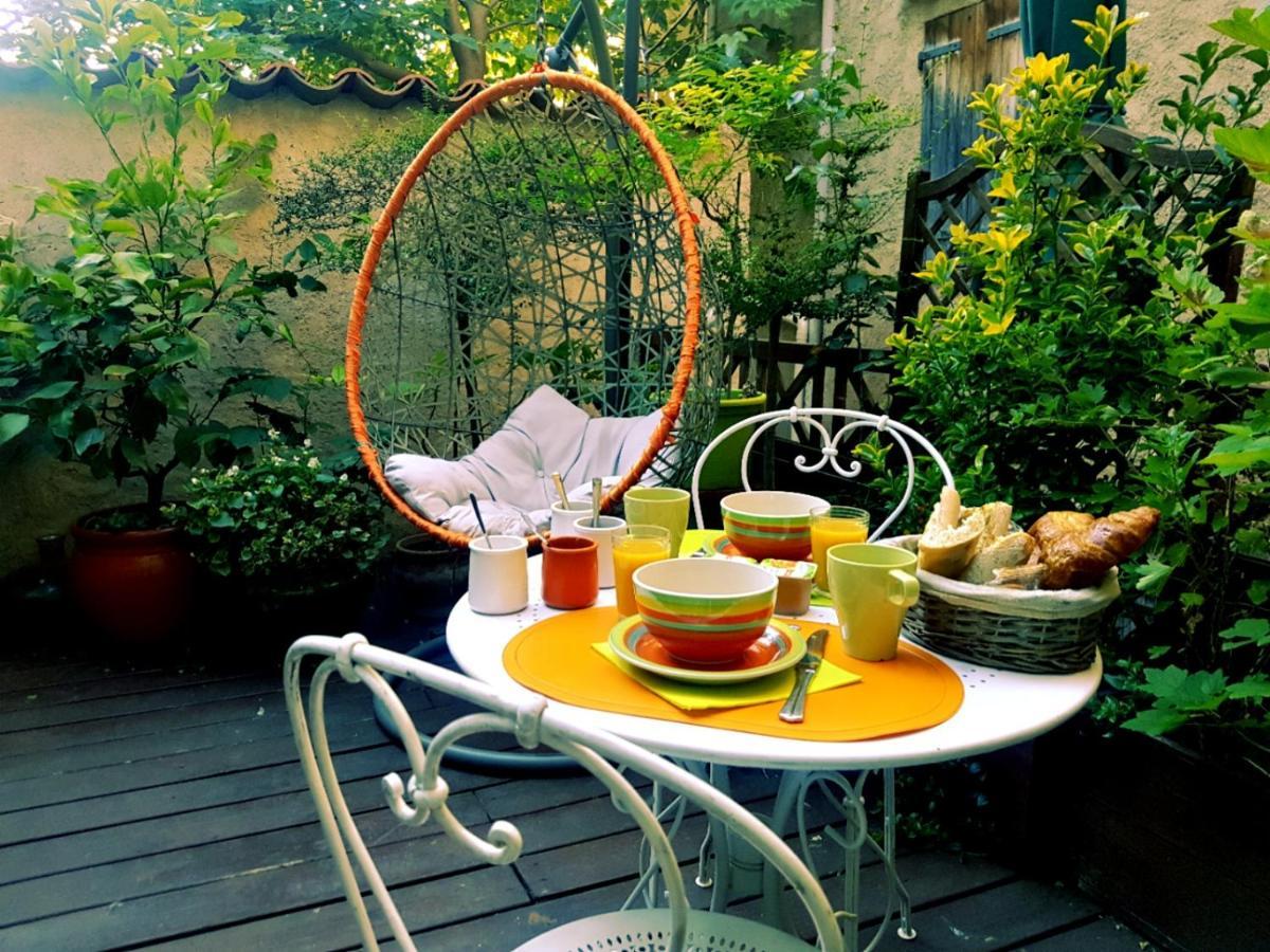 La Maison Du Bonheur Bed & Breakfast