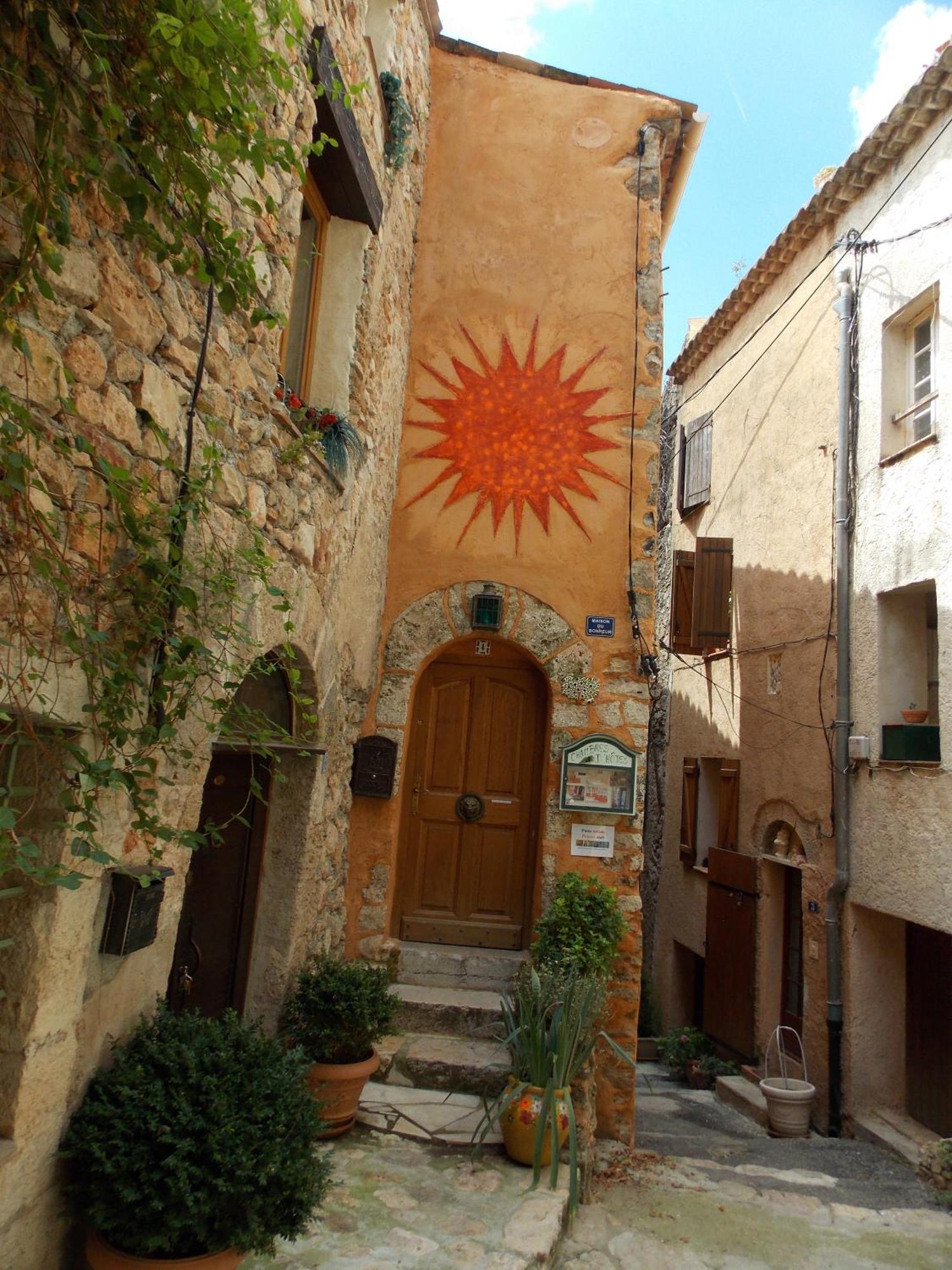 Bed & Breakfast La Maison Du Bonheur *