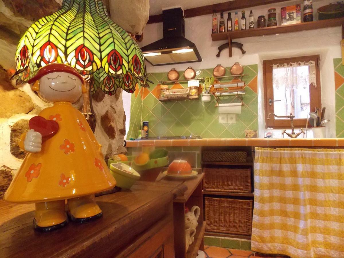 La Maison Du Bonheur Bed & Breakfast